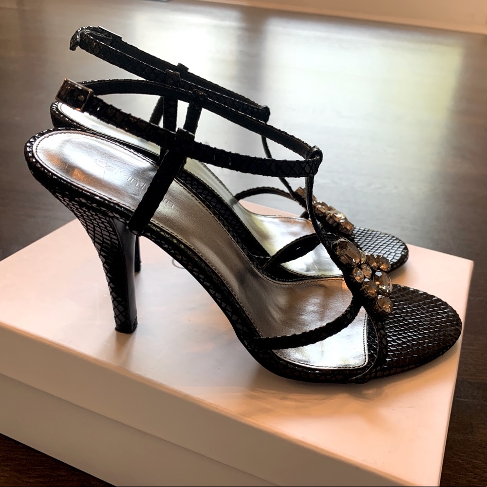 Calvin Klein black snake heels, excellent cond
